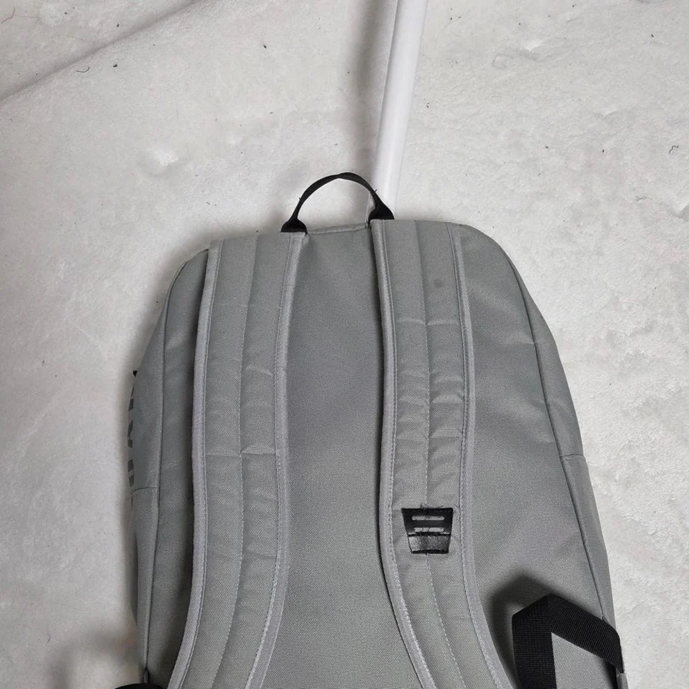 2013 Oakley 3 Pocket Tactical Backpack Gray 20x15x7‎